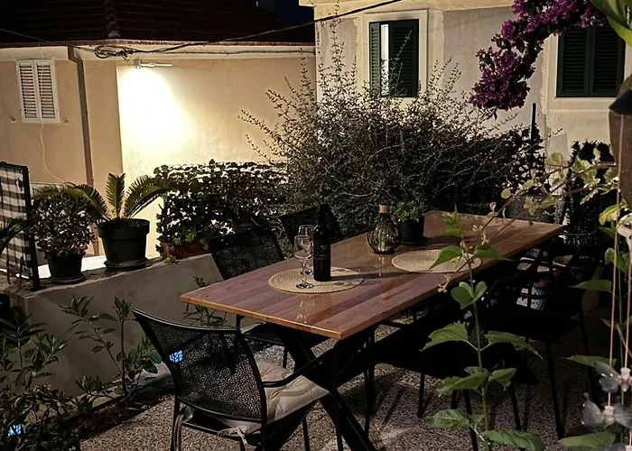 아파트 With Parking Space - 12152 트로기르